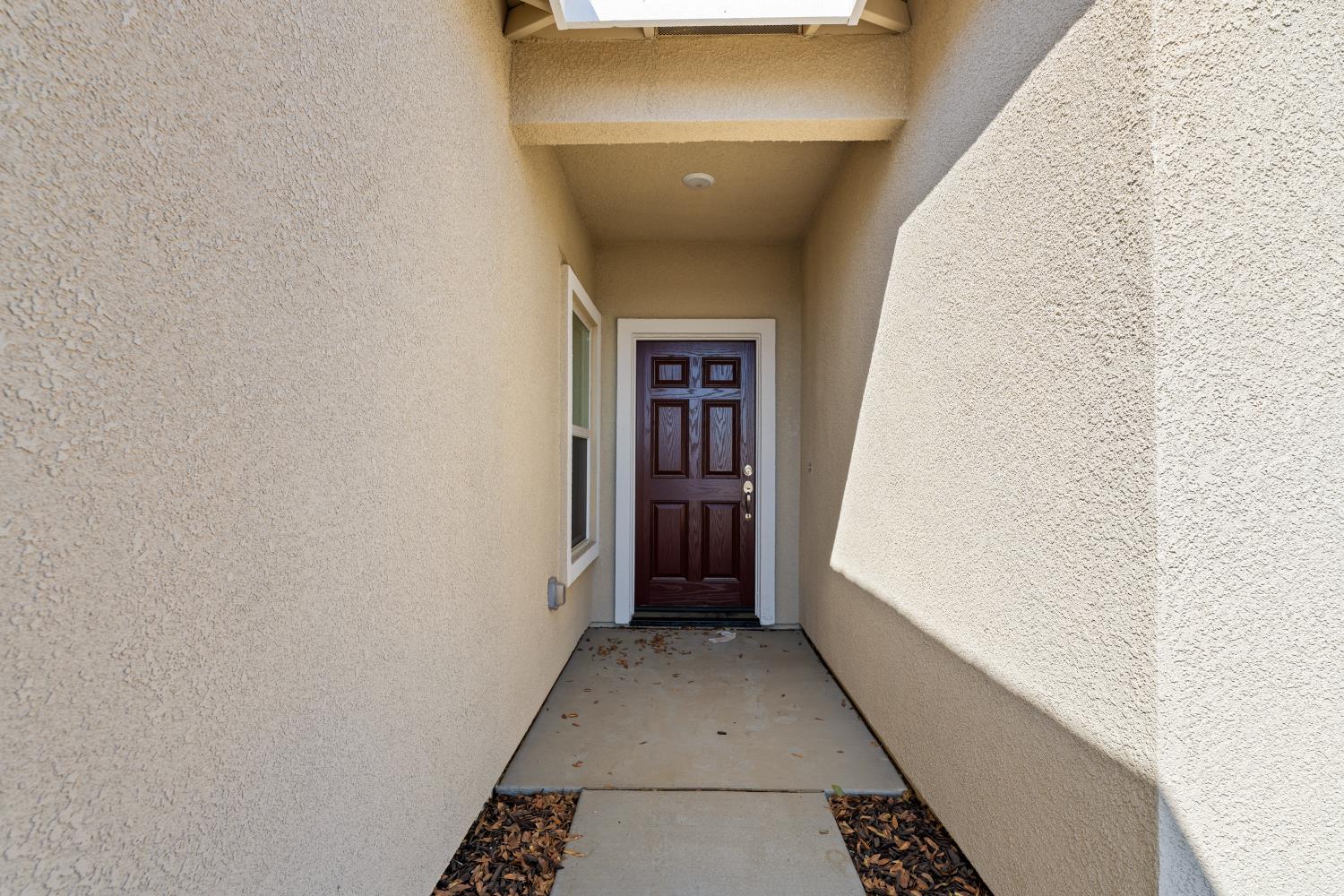 2052 Ventura Ave, Corcoran, CA 93212