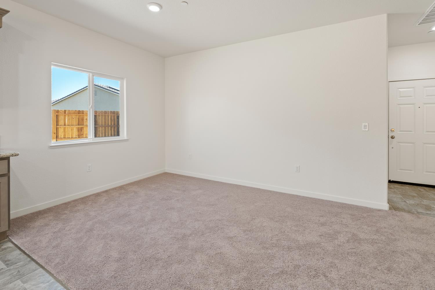 2052 Ventura Ave, Corcoran, CA 93212
