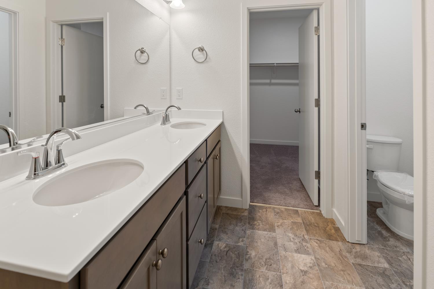 2052 Ventura Ave, Corcoran, CA 93212
