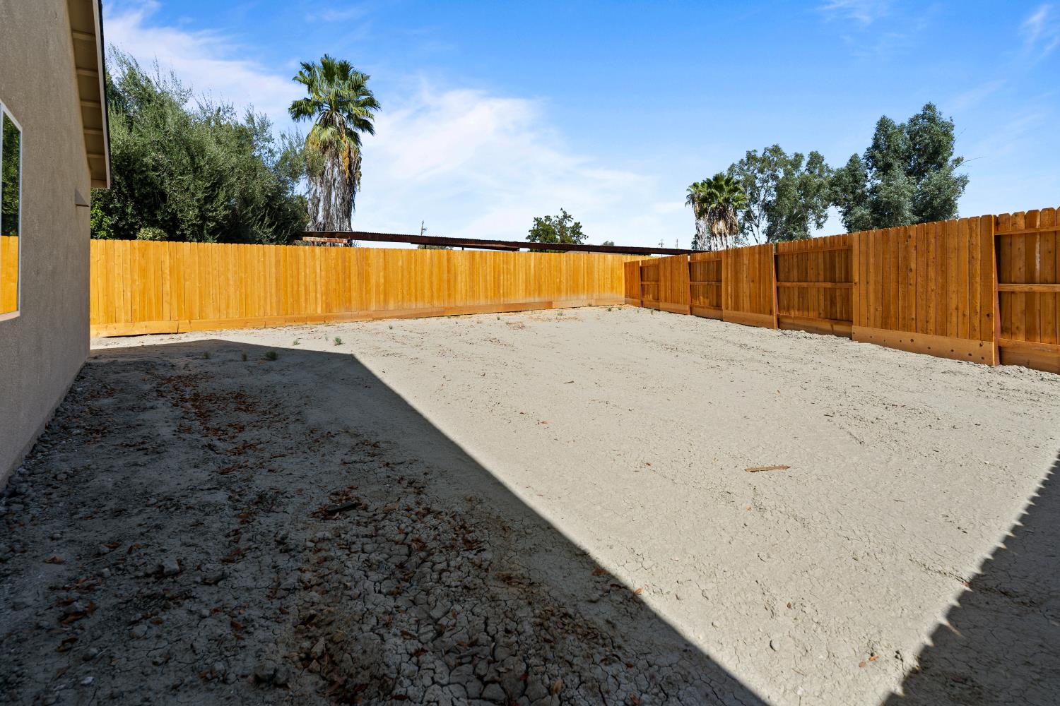 2052 Ventura Ave, Corcoran, CA 93212