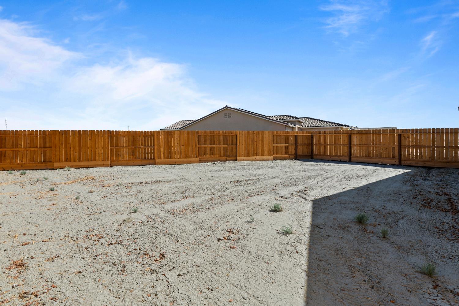 2052 Ventura Ave, Corcoran, CA 93212