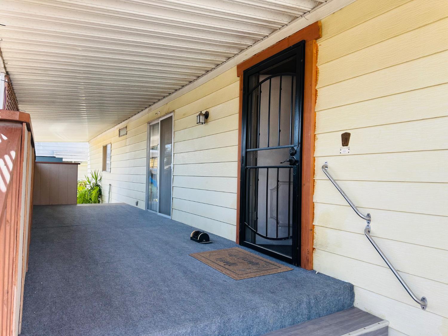 7676 N Fresno #44, Fresno, CA 93720