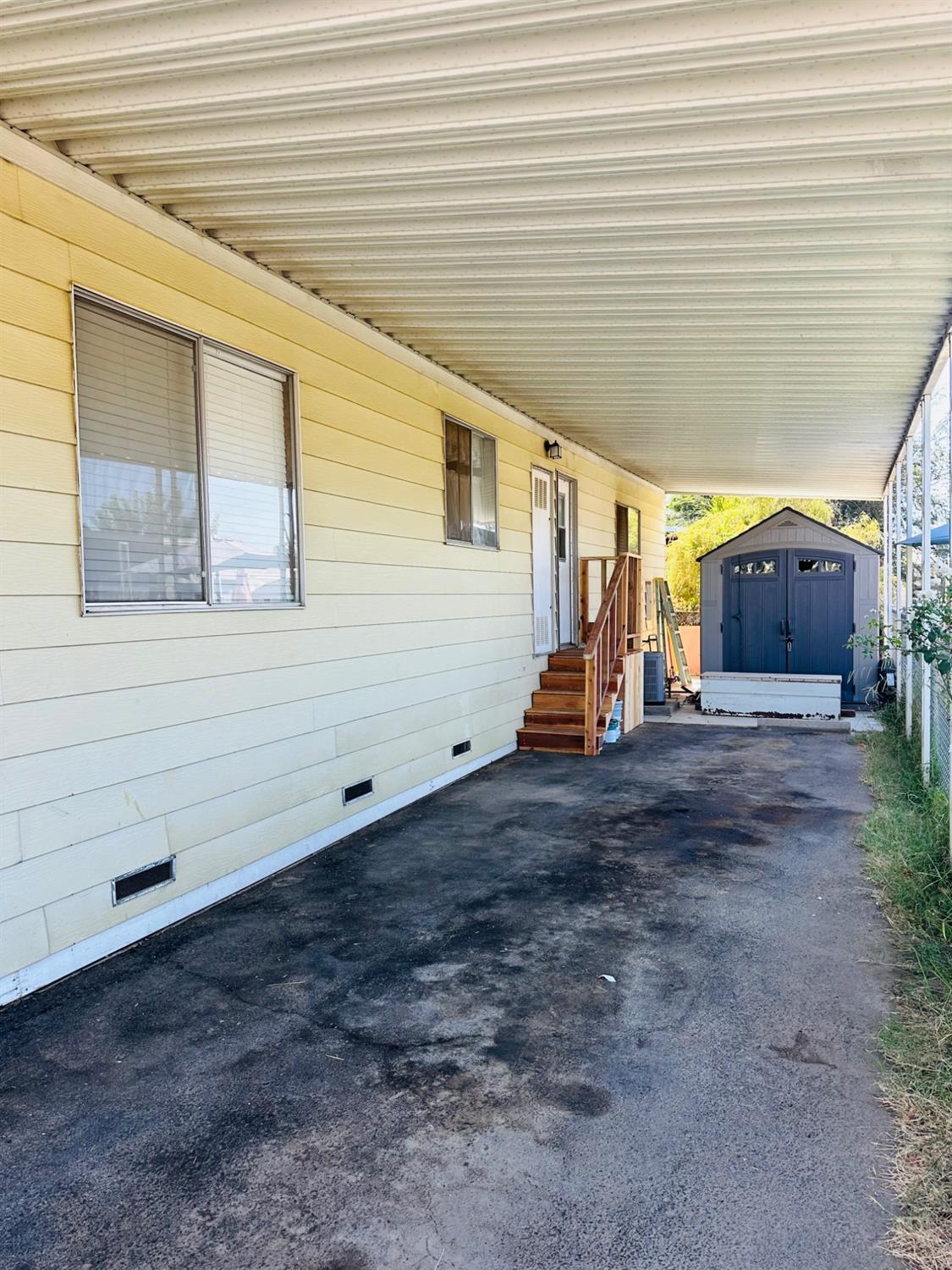 7676 N Fresno #44, Fresno, CA 93720