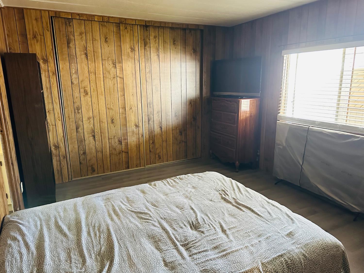 7676 N Fresno #44, Fresno, CA 93720
