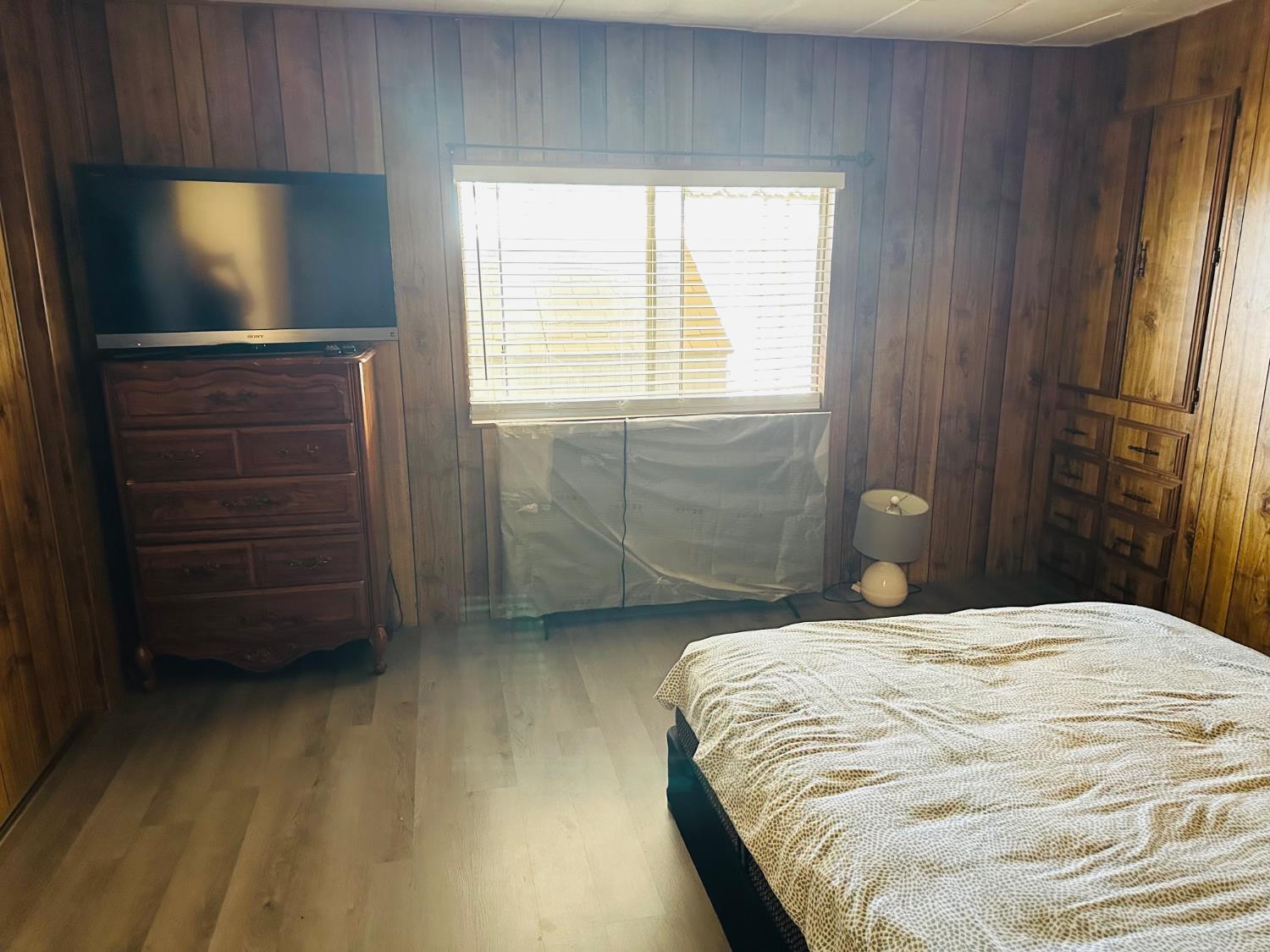 7676 N Fresno #44, Fresno, CA 93720