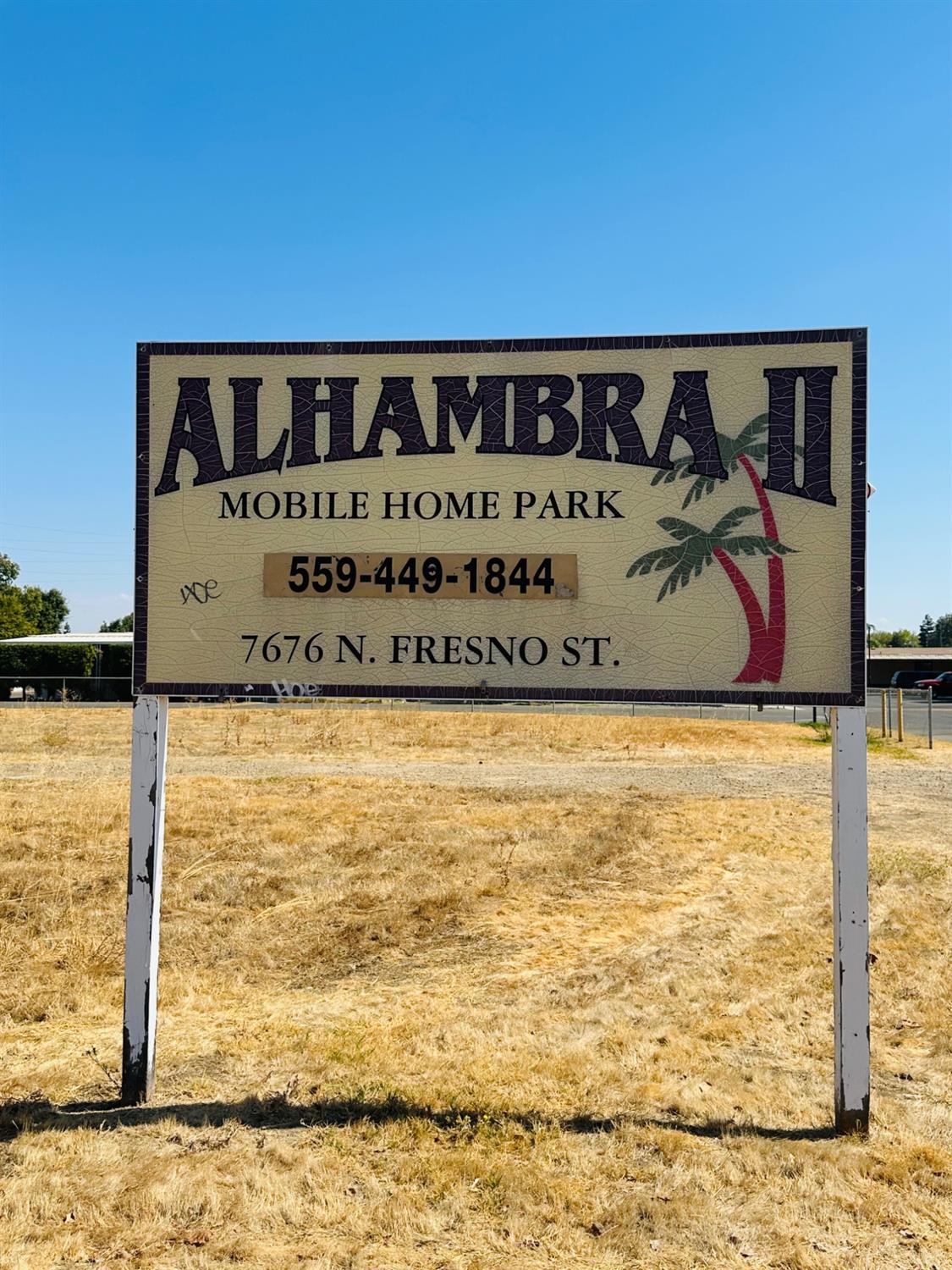 7676 N Fresno #44, Fresno, CA 93720