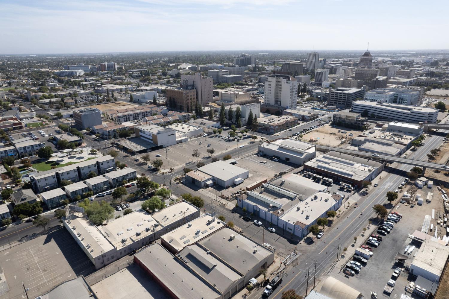 1600 1650 H St, Fresno, CA 93721