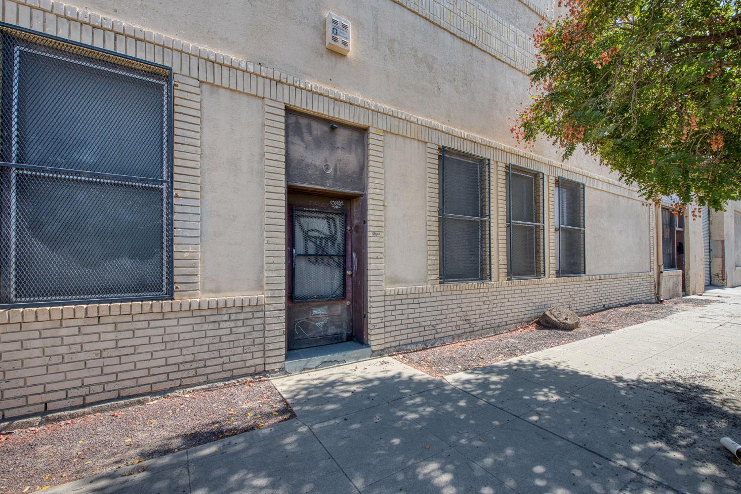 1600 1650 H St, Fresno, CA 93721