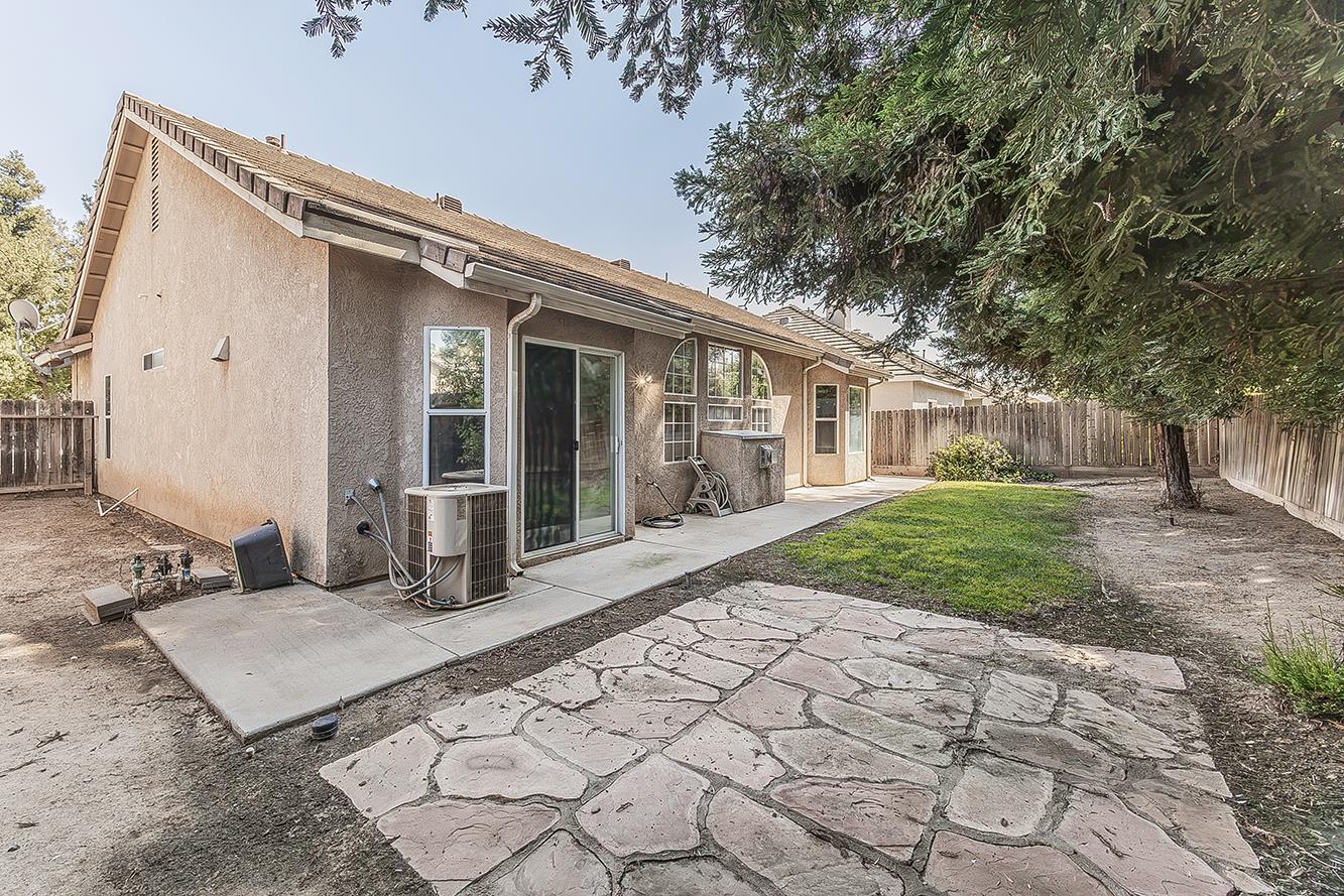 7275 N Recreation Ave, Fresno, CA 93720