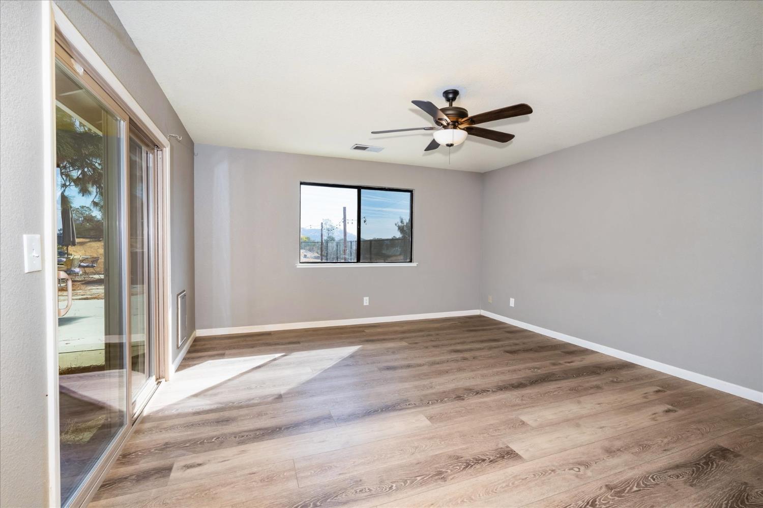 28891 Crystal Springs Ct, Coarsegold, CA 93614