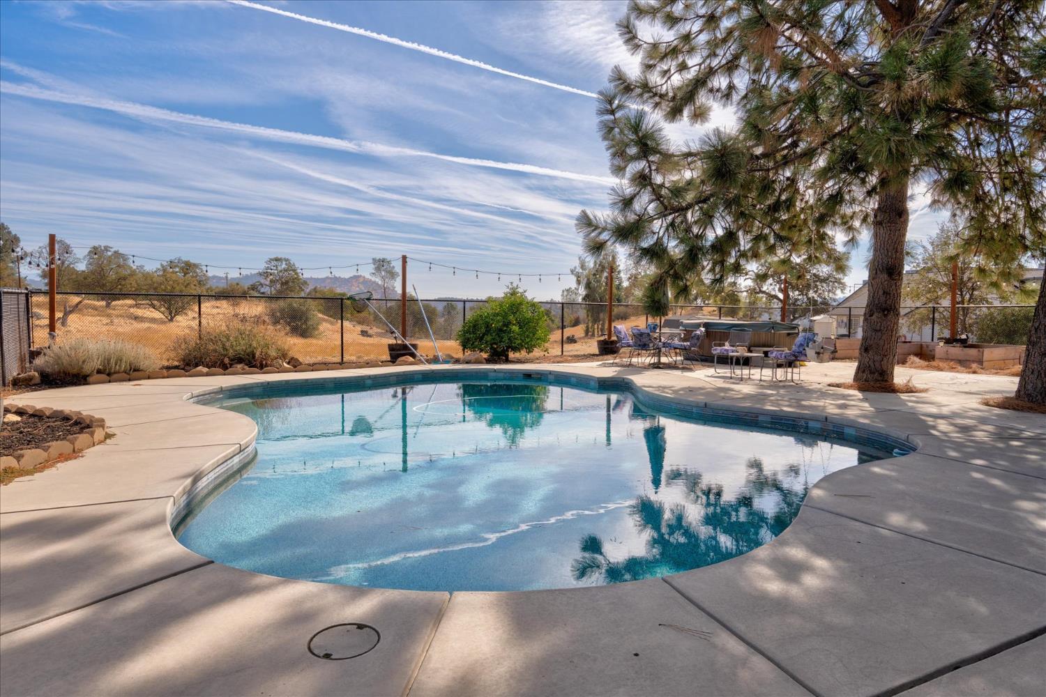 28891 Crystal Springs Ct, Coarsegold, CA 93614