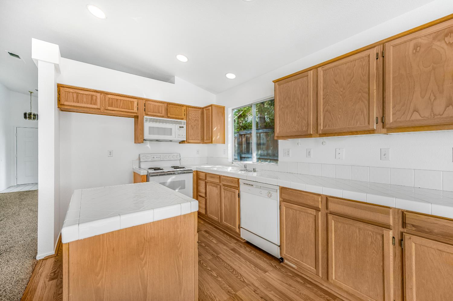 5639 W Indianapolis Ave, Fresno, CA 93722