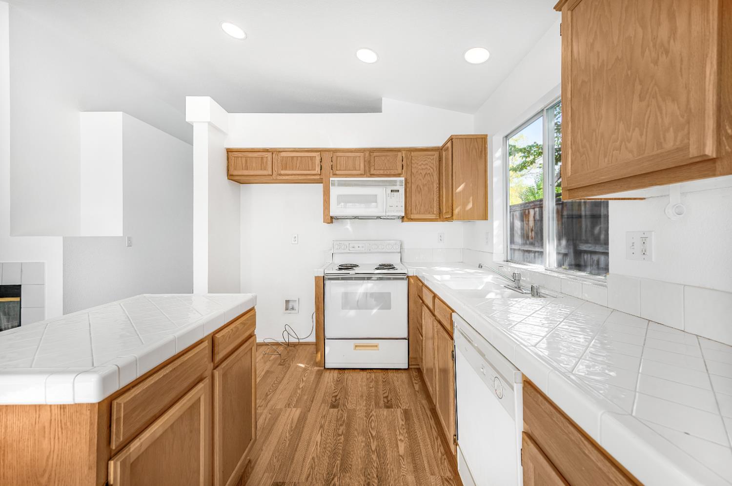 5639 W Indianapolis Ave, Fresno, CA 93722