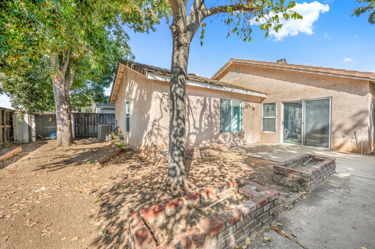 5639 W Indianapolis Ave, Fresno, CA 93722