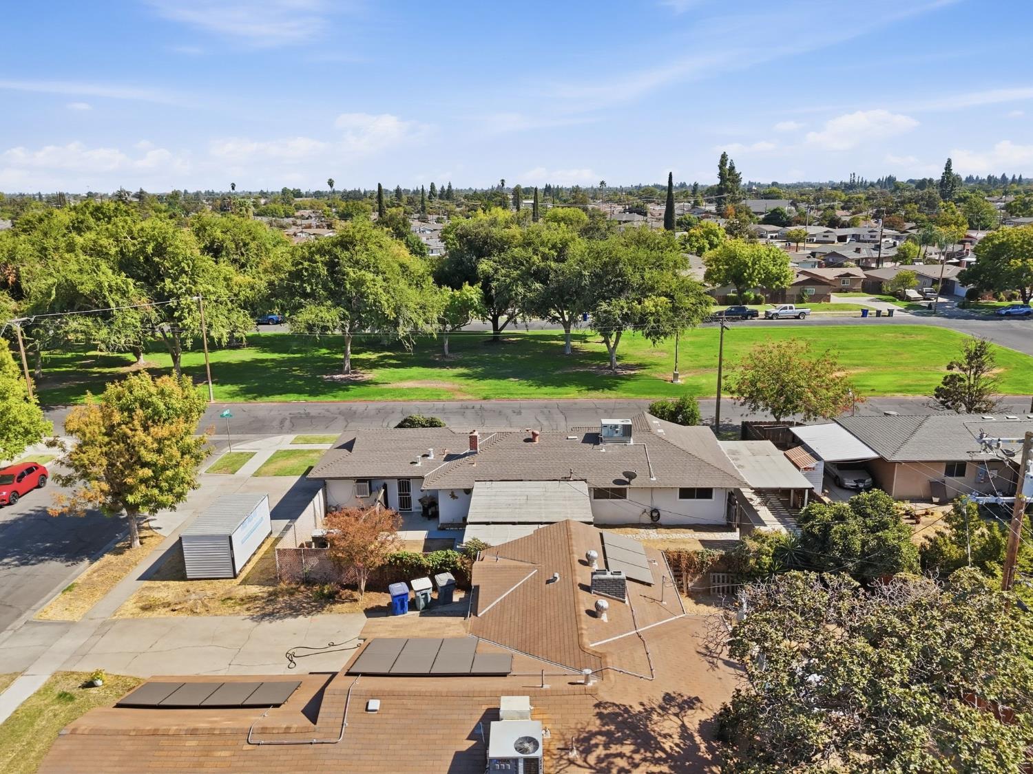 3985 N Tollhouse Rd, Fresno, CA 93726