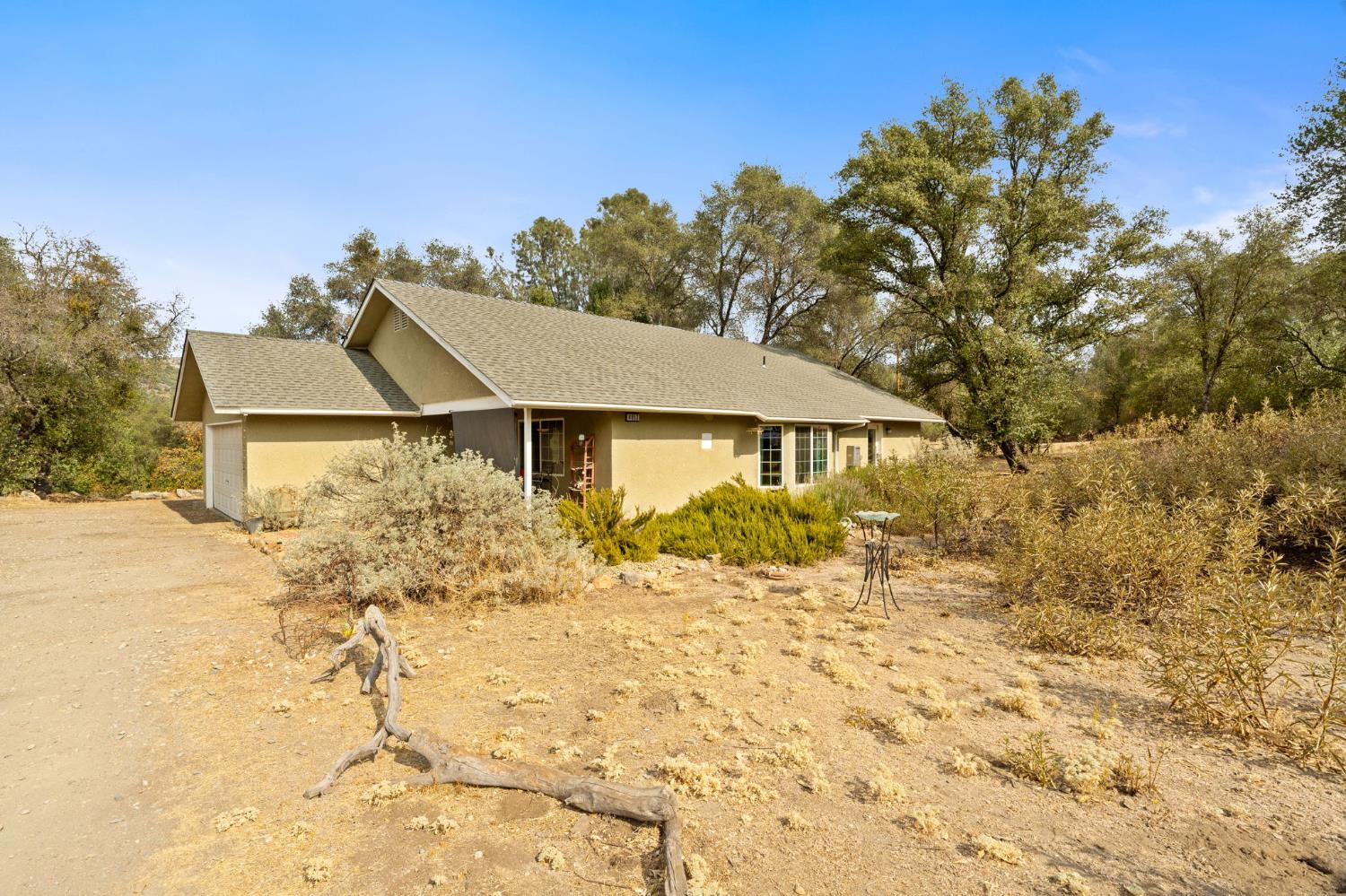 4853 Daffodil Dr, Mariposa, CA 95338
