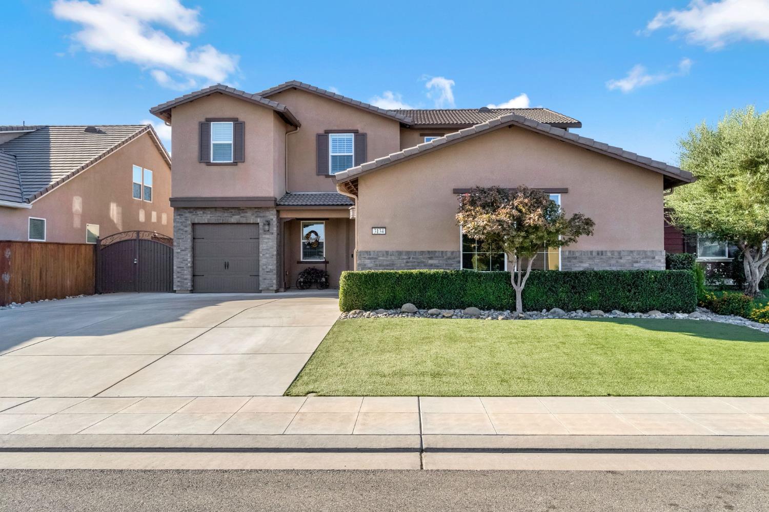 3134 Lincoln Ave, Clovis, CA 93619