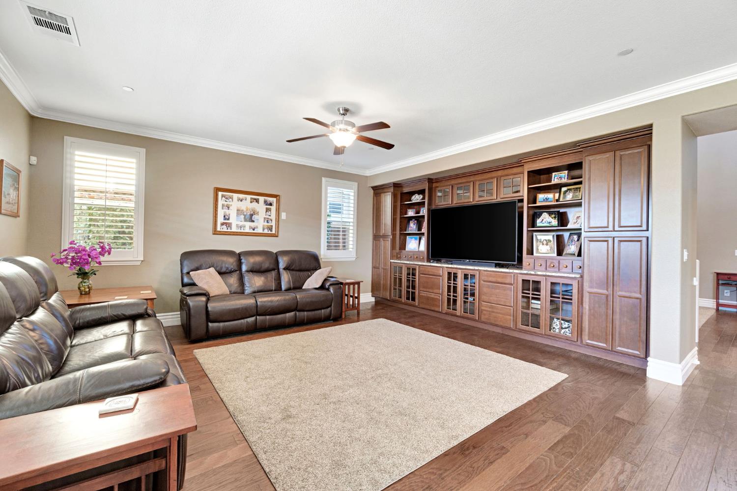 3134 Lincoln Ave, Clovis, CA 93619