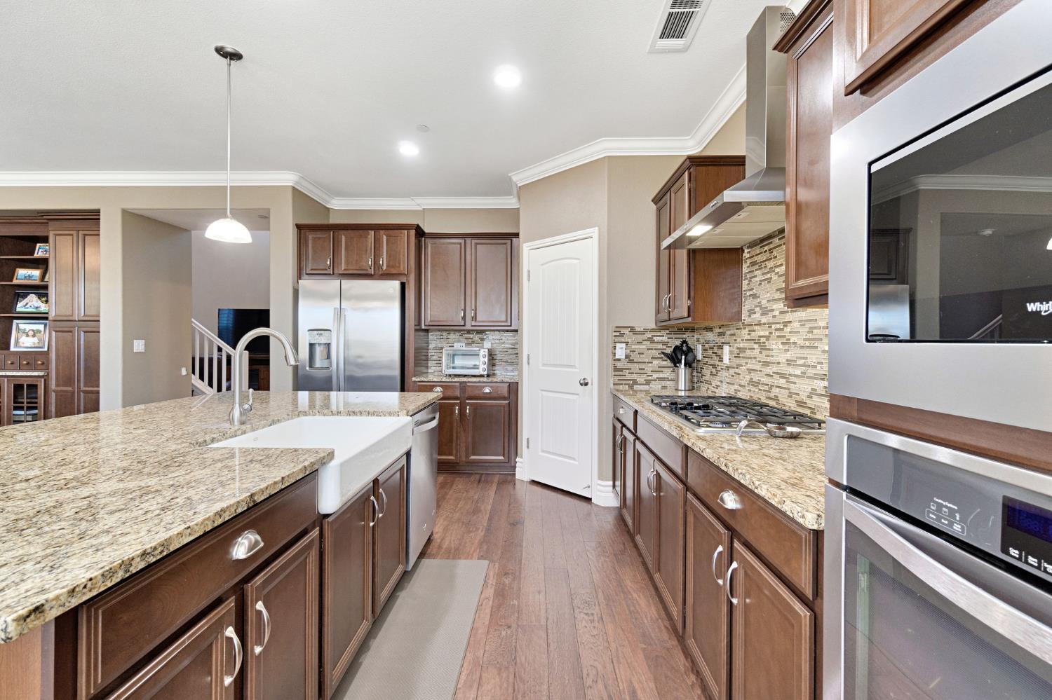 3134 Lincoln Ave, Clovis, CA 93619