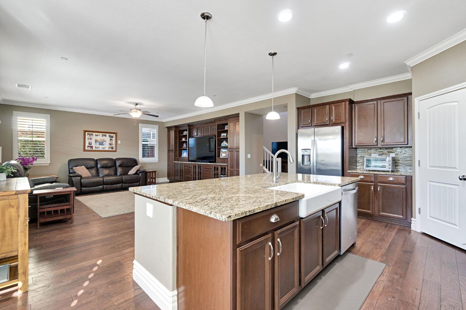 3134 Lincoln Ave, Clovis, CA 93619