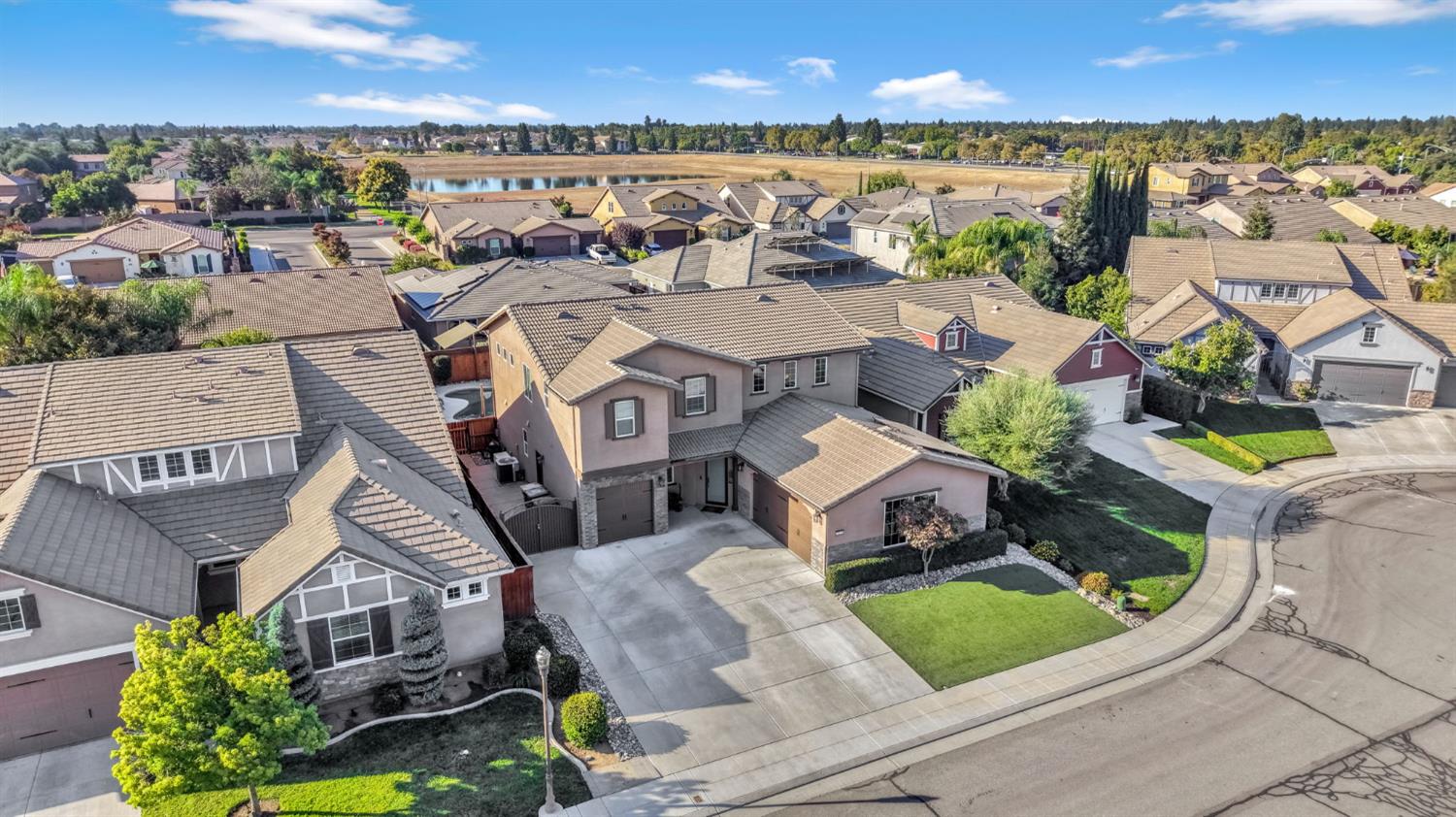3134 Lincoln Ave, Clovis, CA 93619
