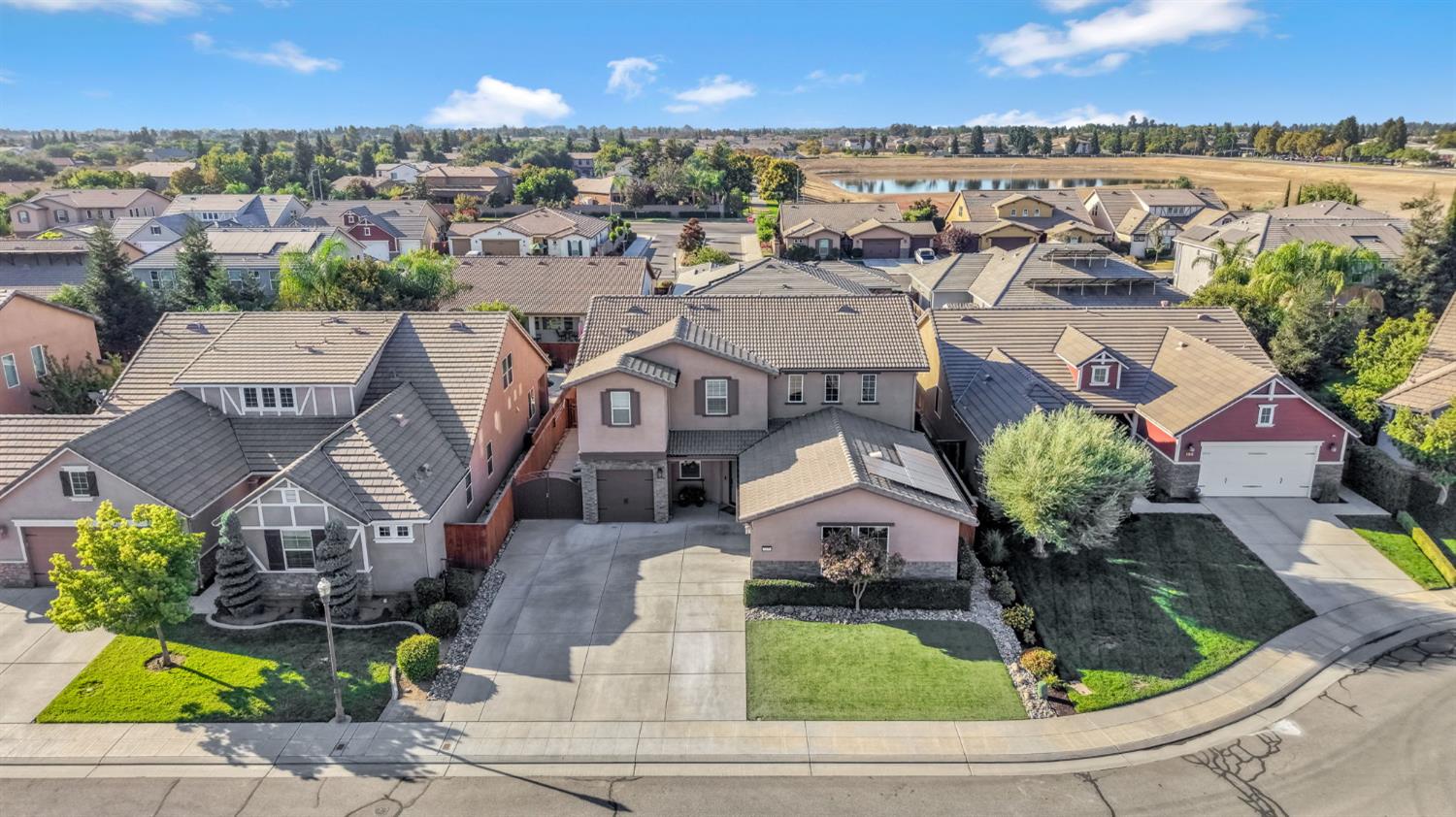 3134 Lincoln Ave, Clovis, CA 93619