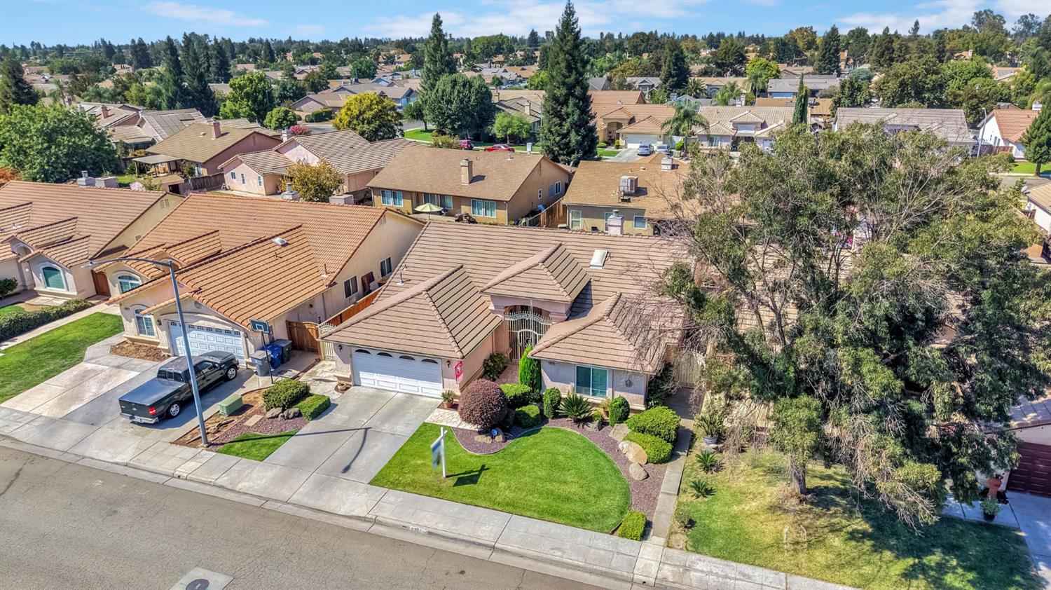 1030 Imperial Dr, Madera, CA 93637