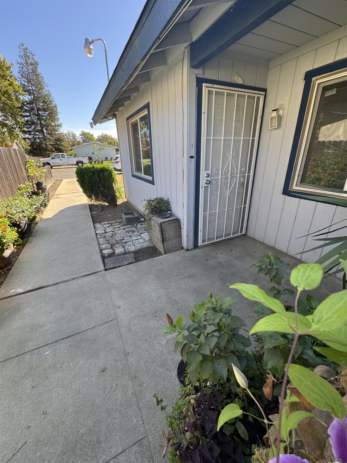 128 Park St, Madera, CA 93637