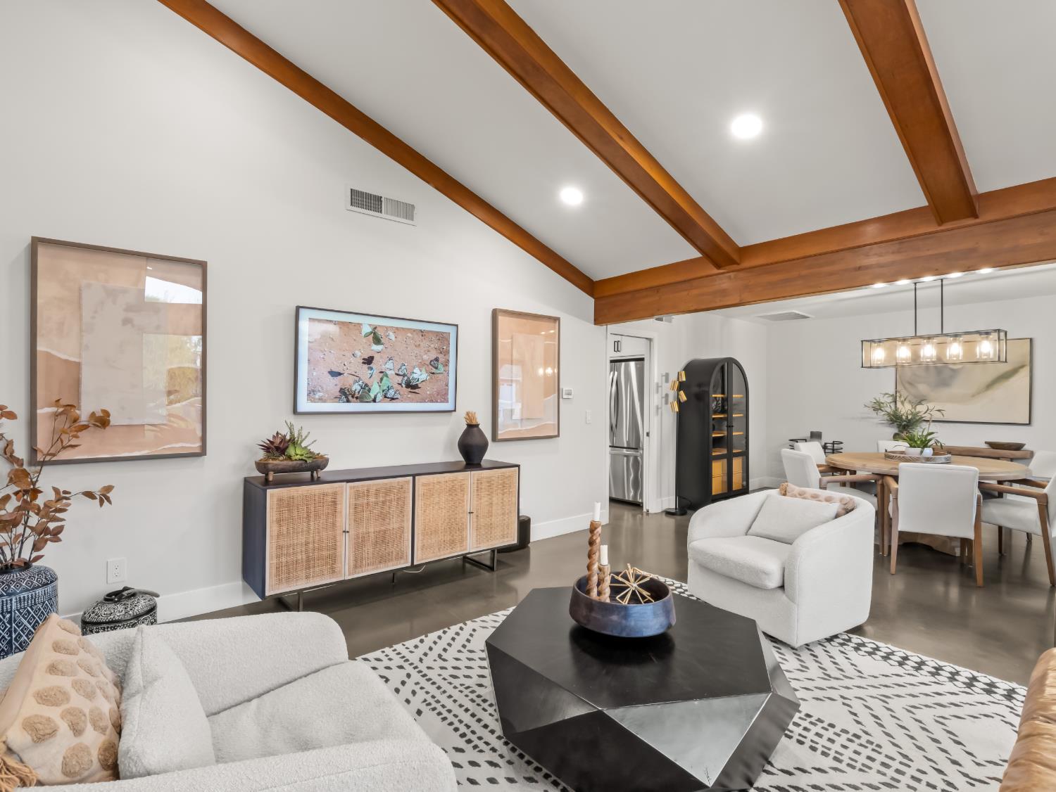 3761 W Alluvial Ave, Fresno, CA 93711