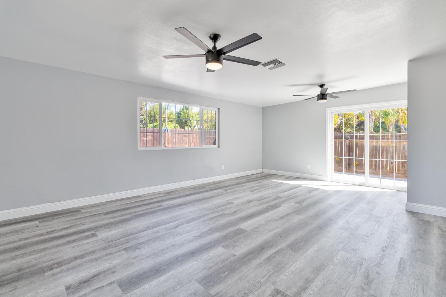 4555 E Fedora Ave, Fresno, CA 93726