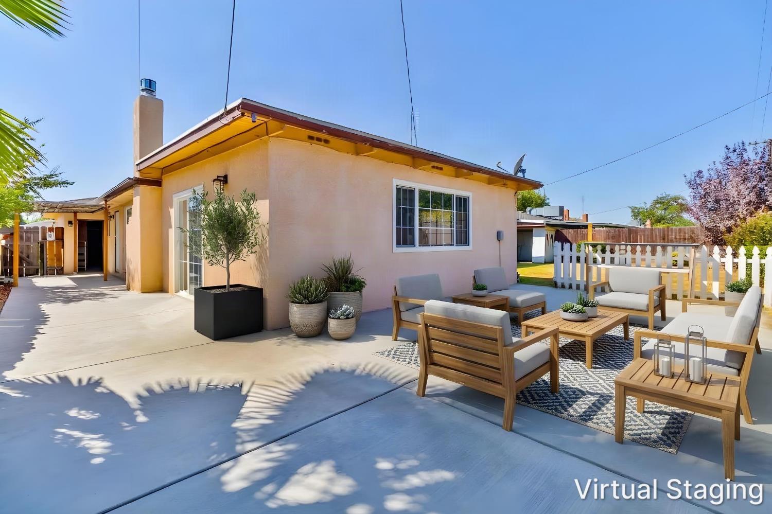 4555 E Fedora Ave, Fresno, CA 93726