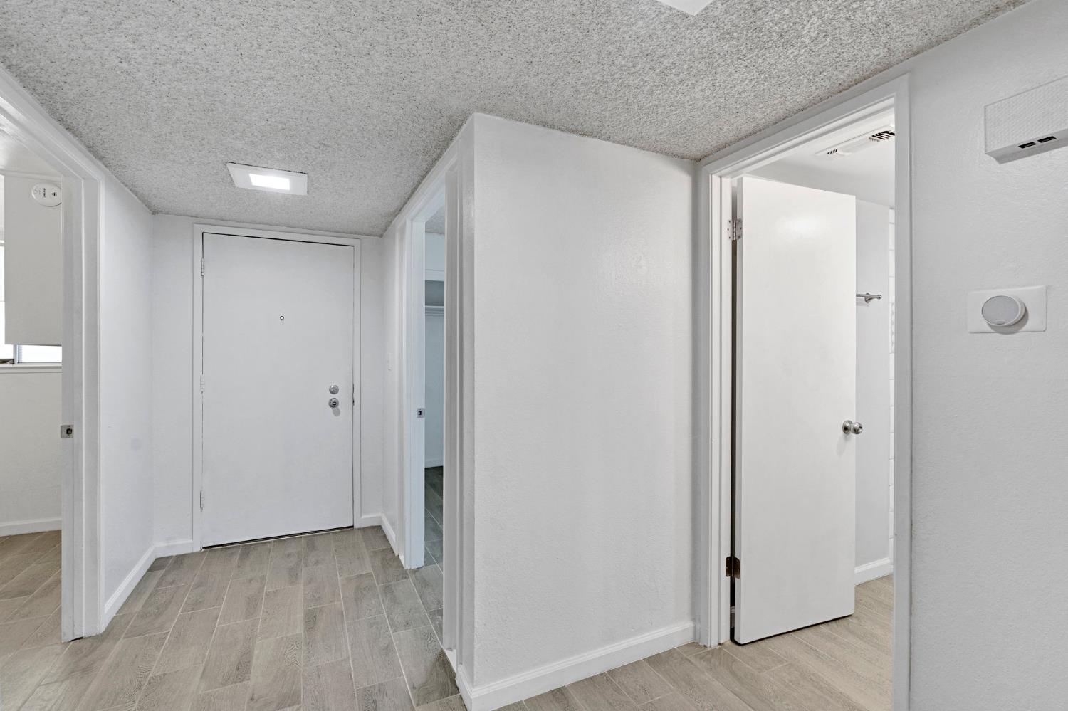 4733 N Cedar Ave #104, Fresno, CA 93726