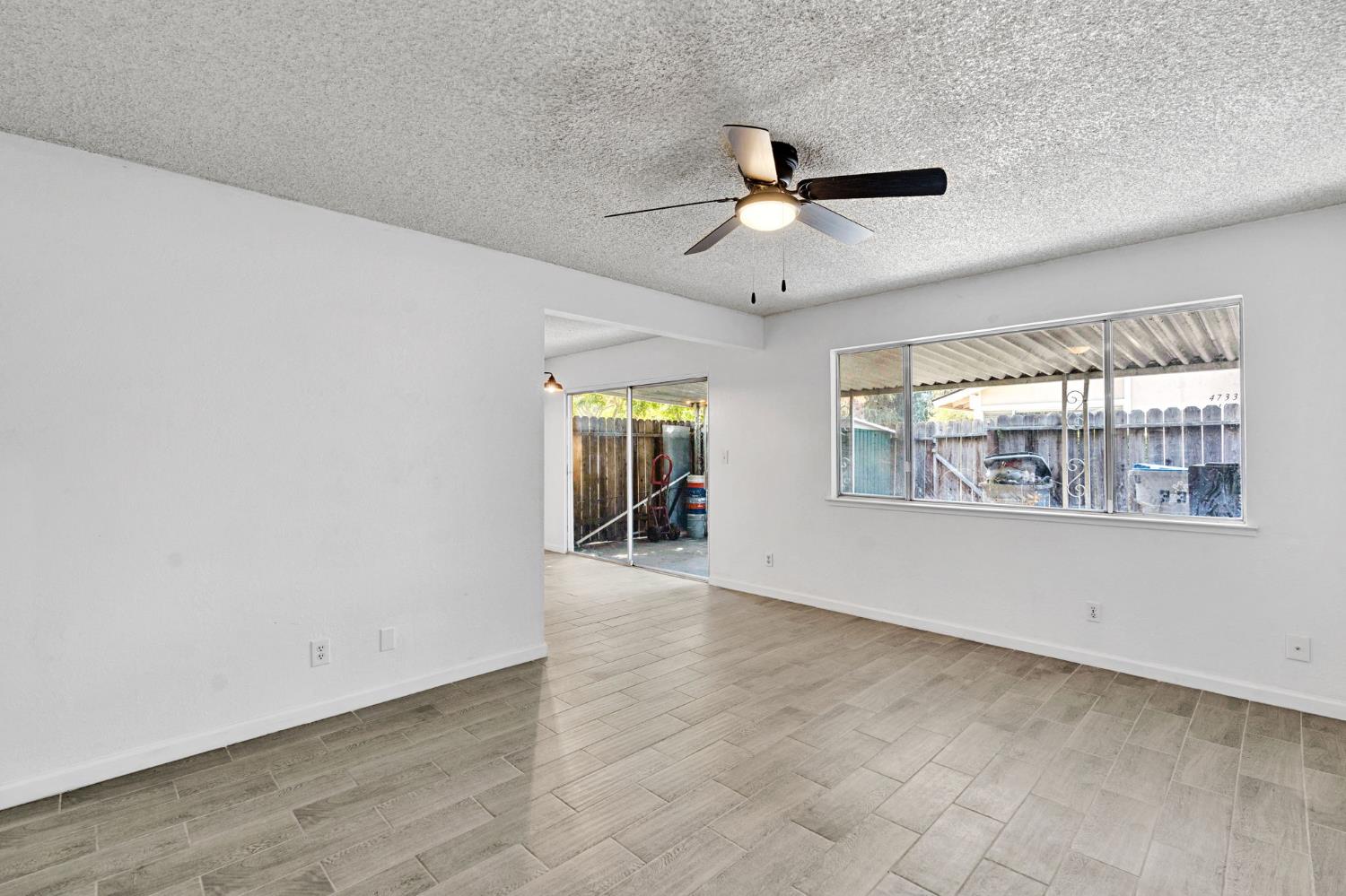 4733 N Cedar Ave #104, Fresno, CA 93726