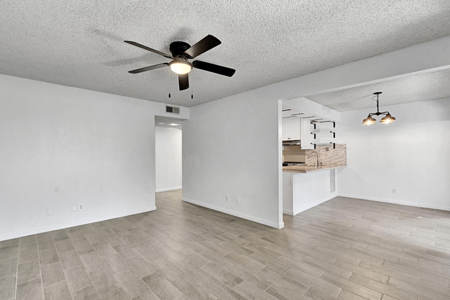 4733 N Cedar Ave #104, Fresno, CA 93726