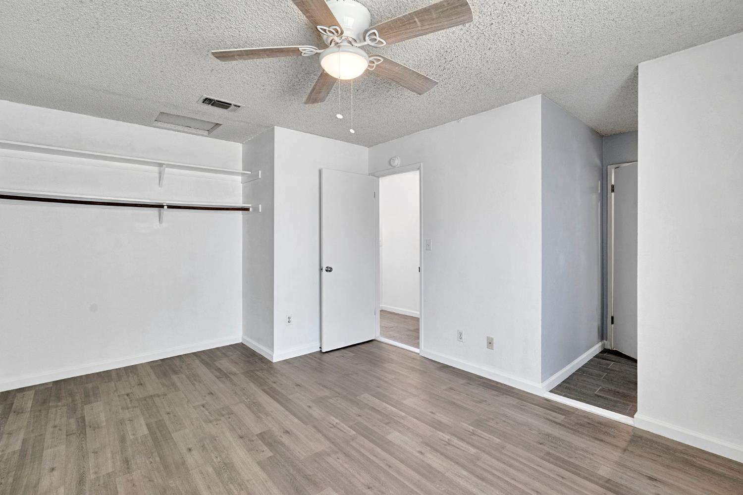 4733 N Cedar Ave #104, Fresno, CA 93726