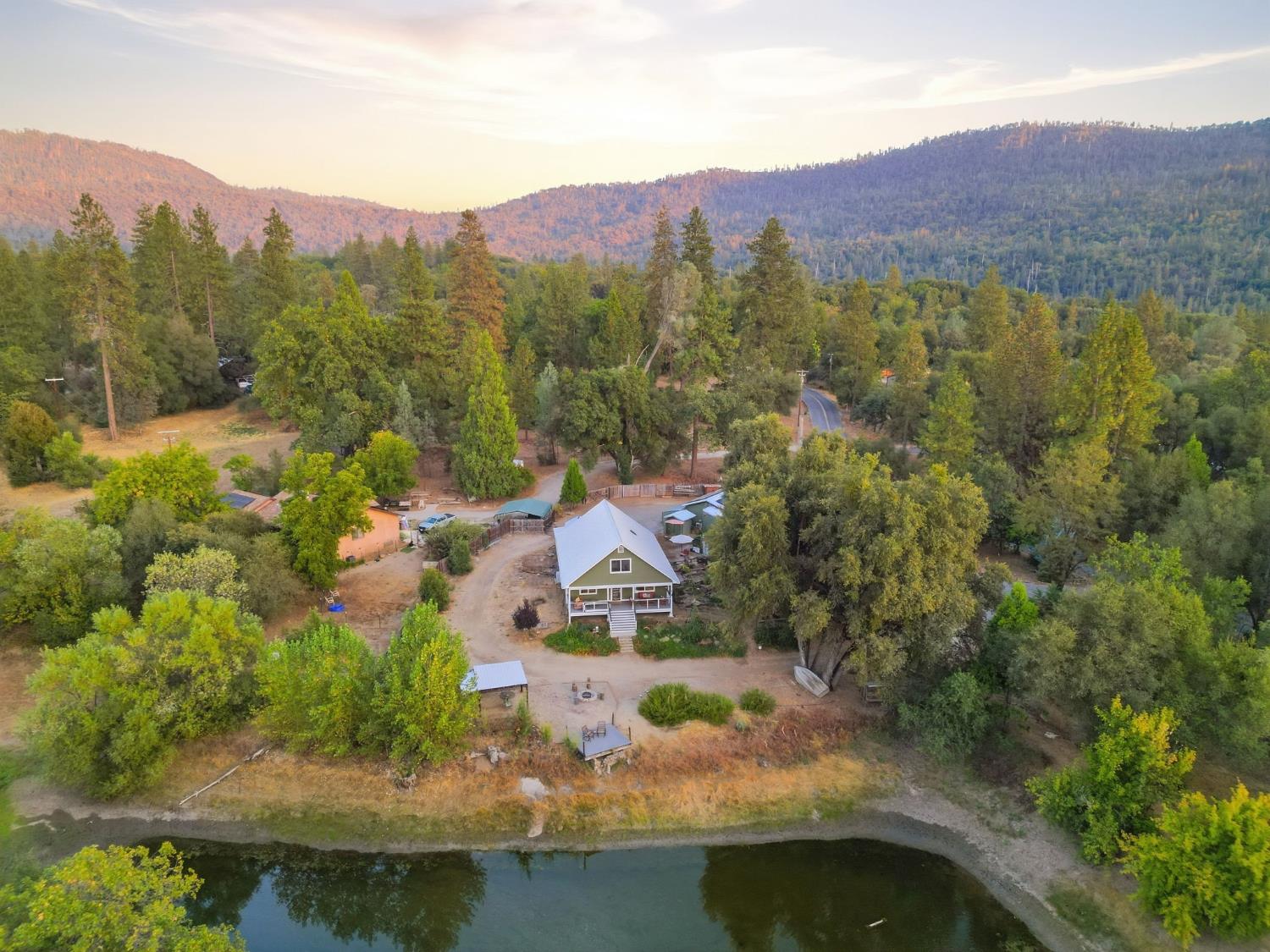 51145 Road 423, Oakhurst, CA 93644