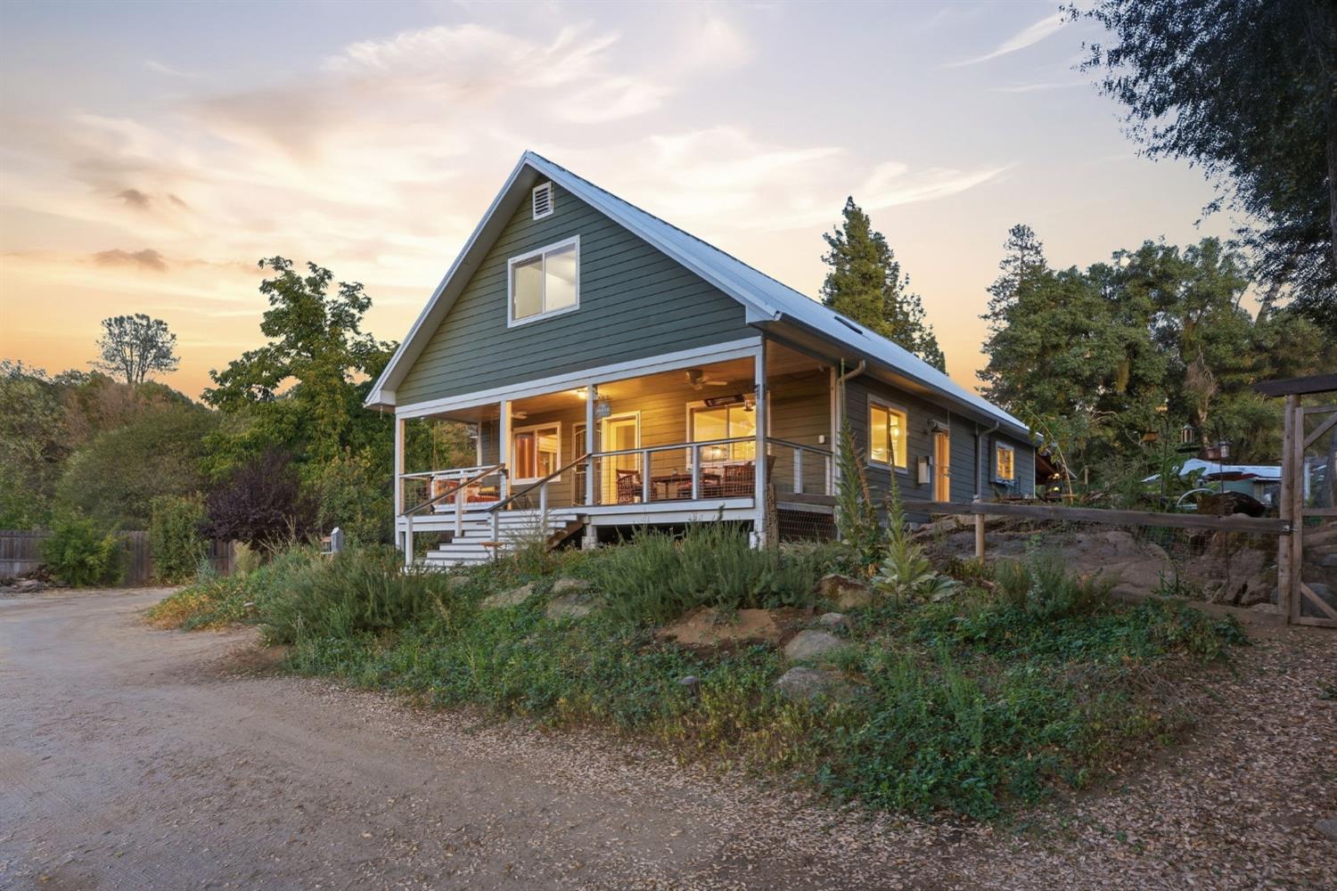 51145 Road 423, Oakhurst, CA 93644