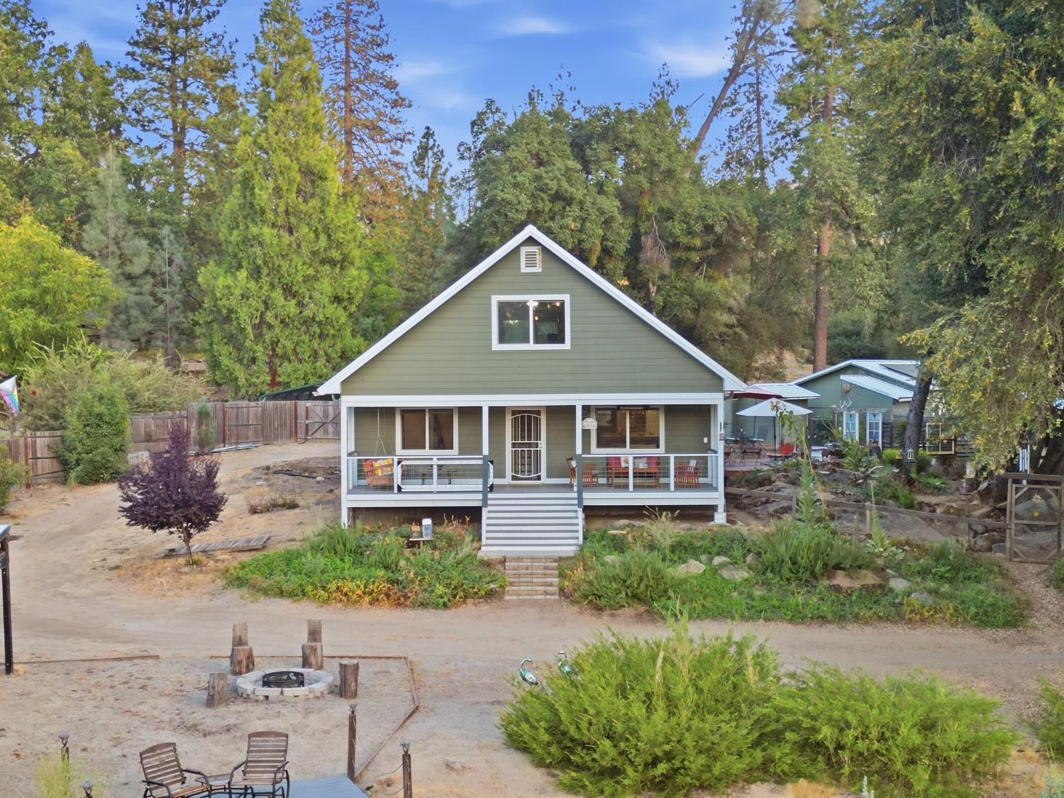 51145 Road 423, Oakhurst, CA 93644