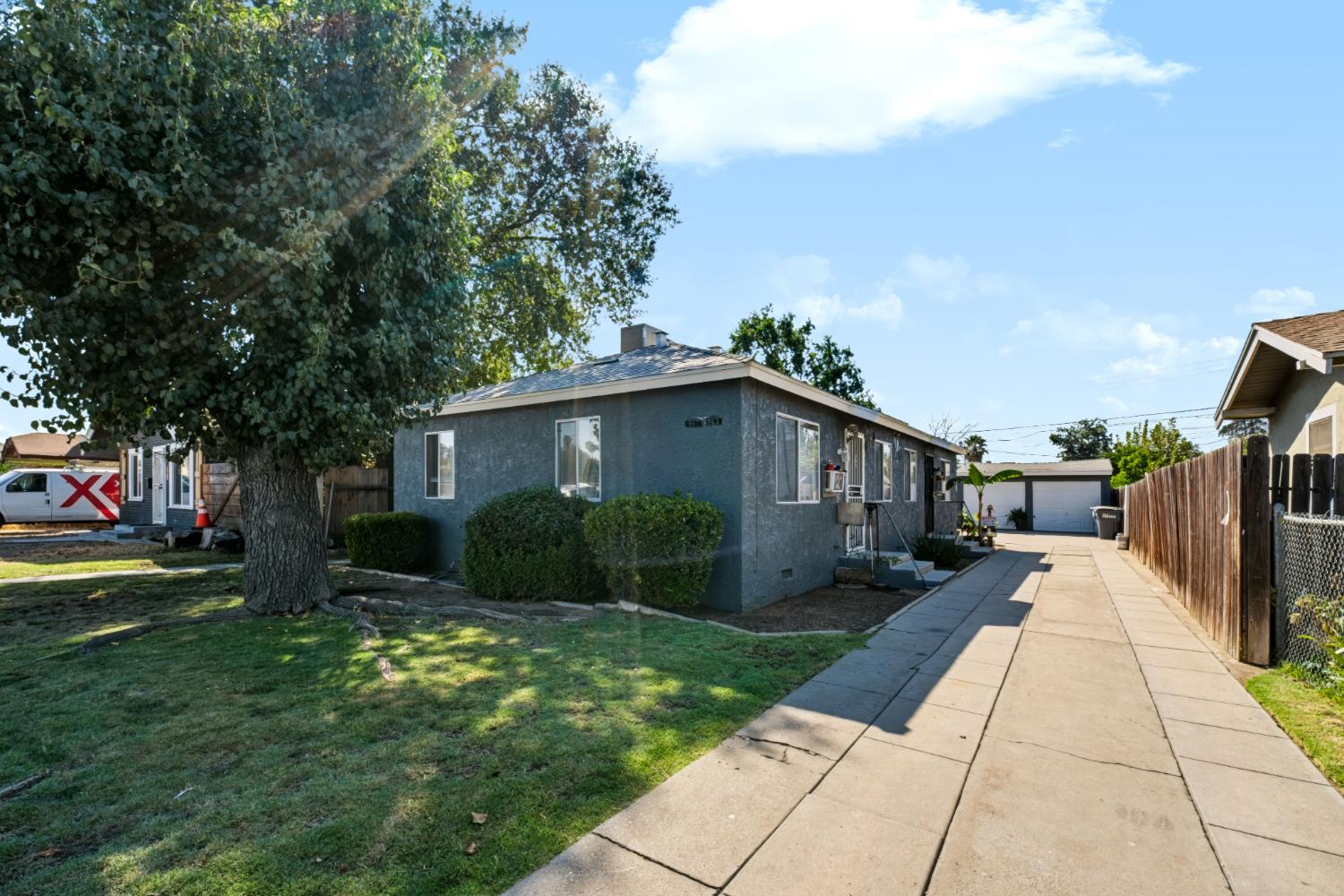 961 963 N Palm Ave, Fresno, CA 93728