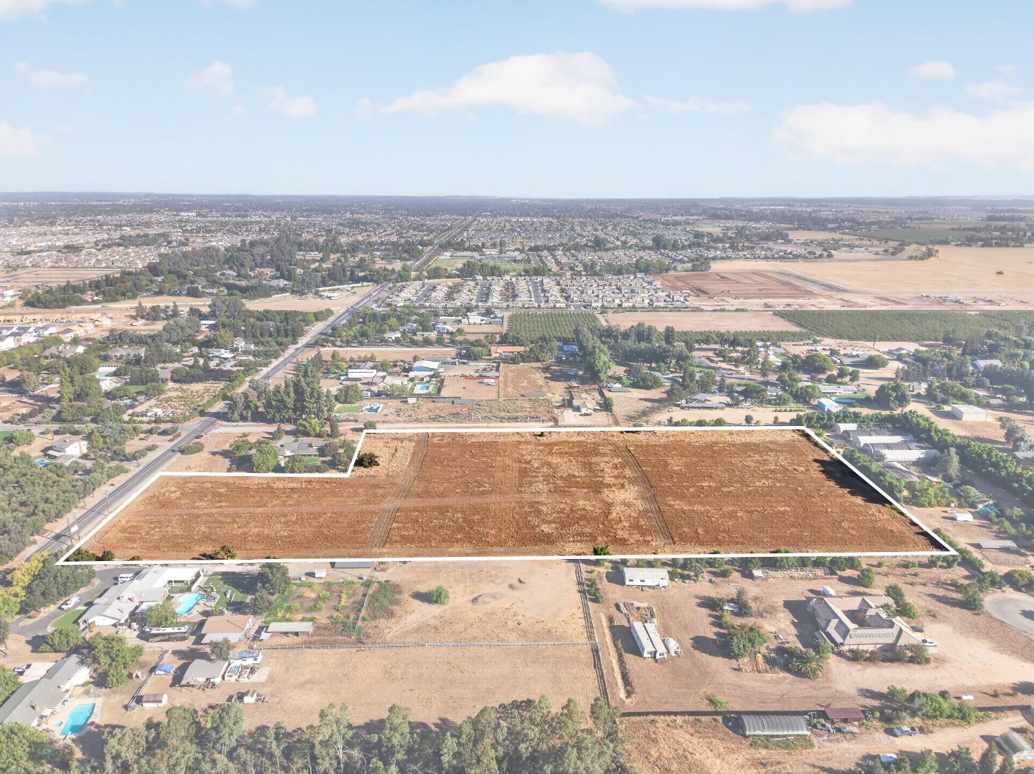 1702 N Temperance Ave, Fresno, CA 93727