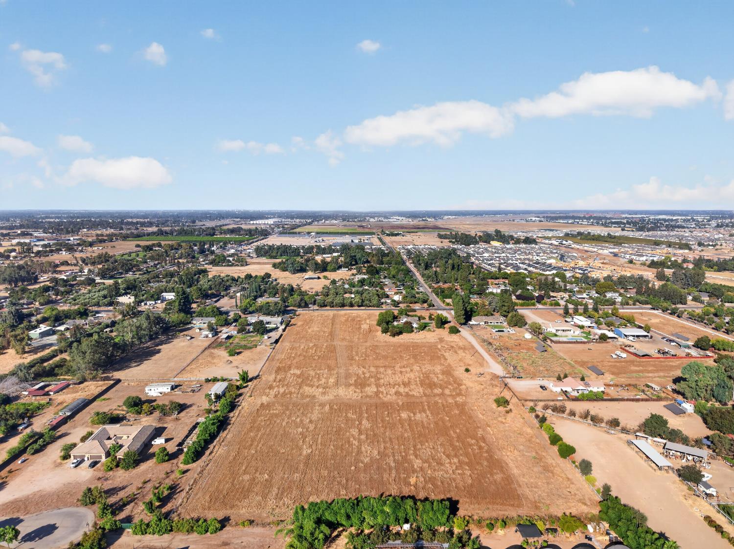 1702 N Temperance Ave, Fresno, CA 93727