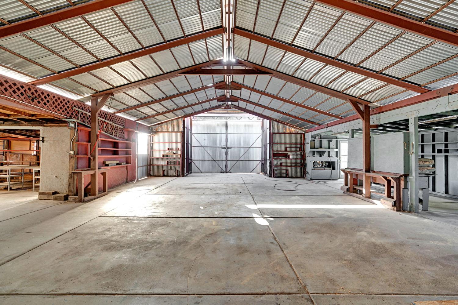 1309 N Temperance Ave, Fresno, CA 93727