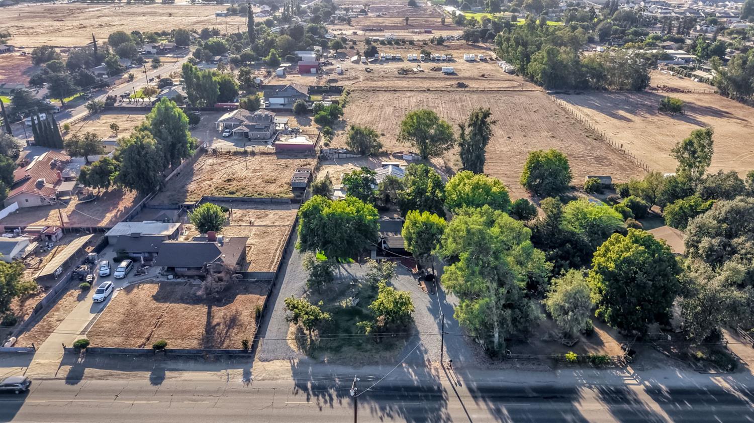1309 N Temperance Ave, Fresno, CA 93727