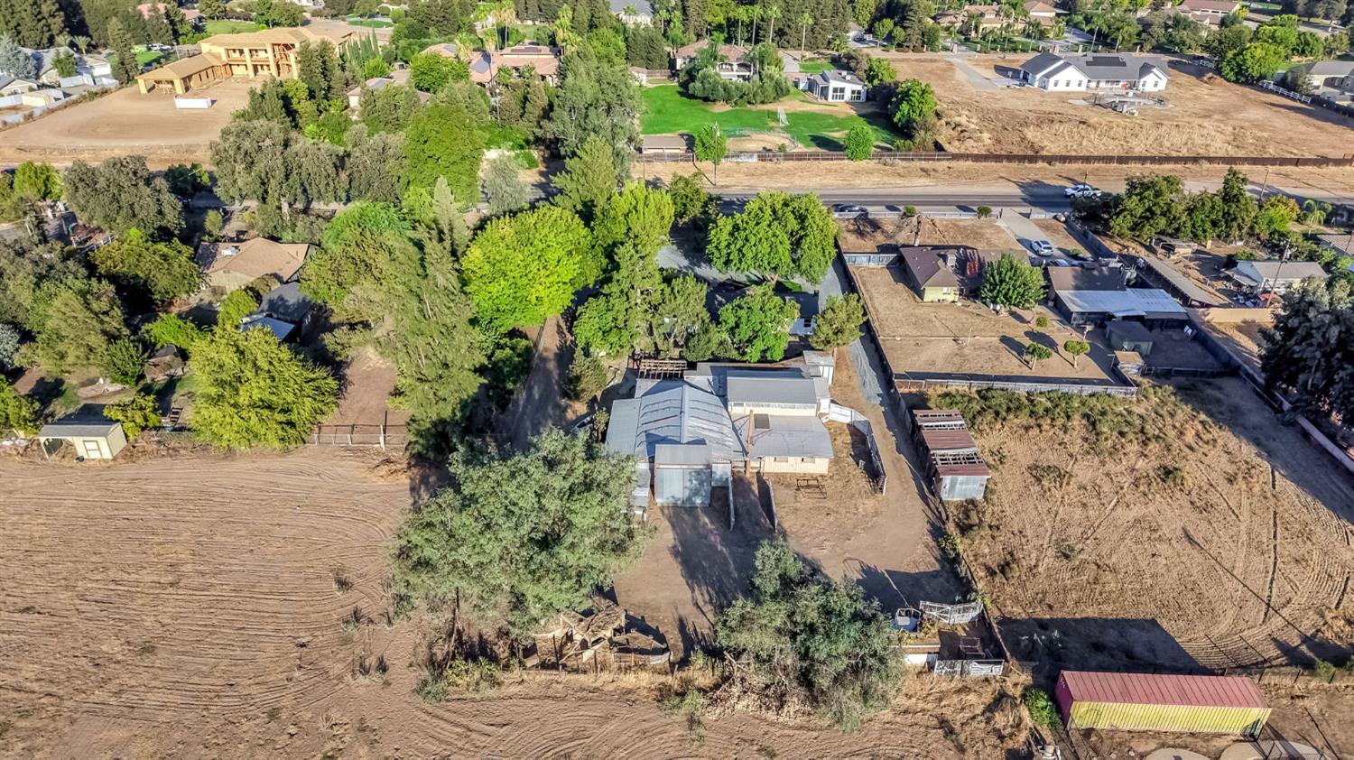 1309 N Temperance Ave, Fresno, CA 93727
