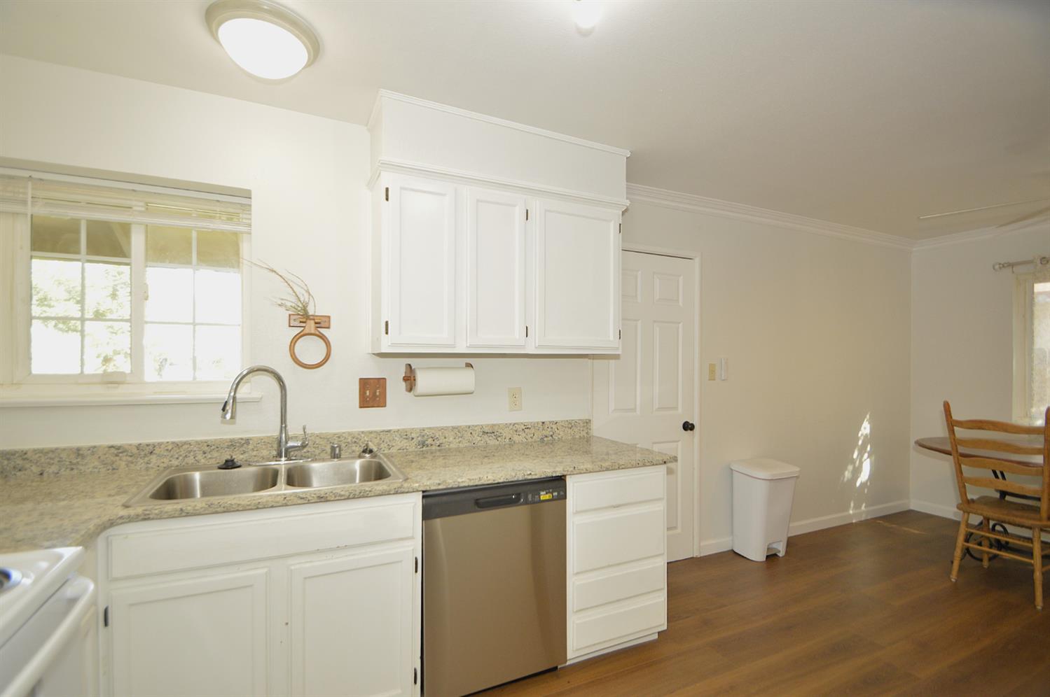 4331 N Gearhart Ave, Fresno, CA 93726