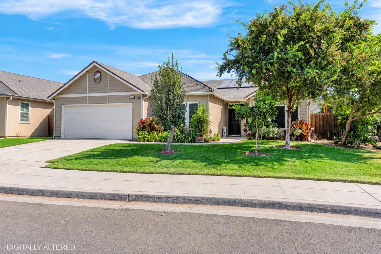 5378 N San Clemente N, Fresno, CA 93723