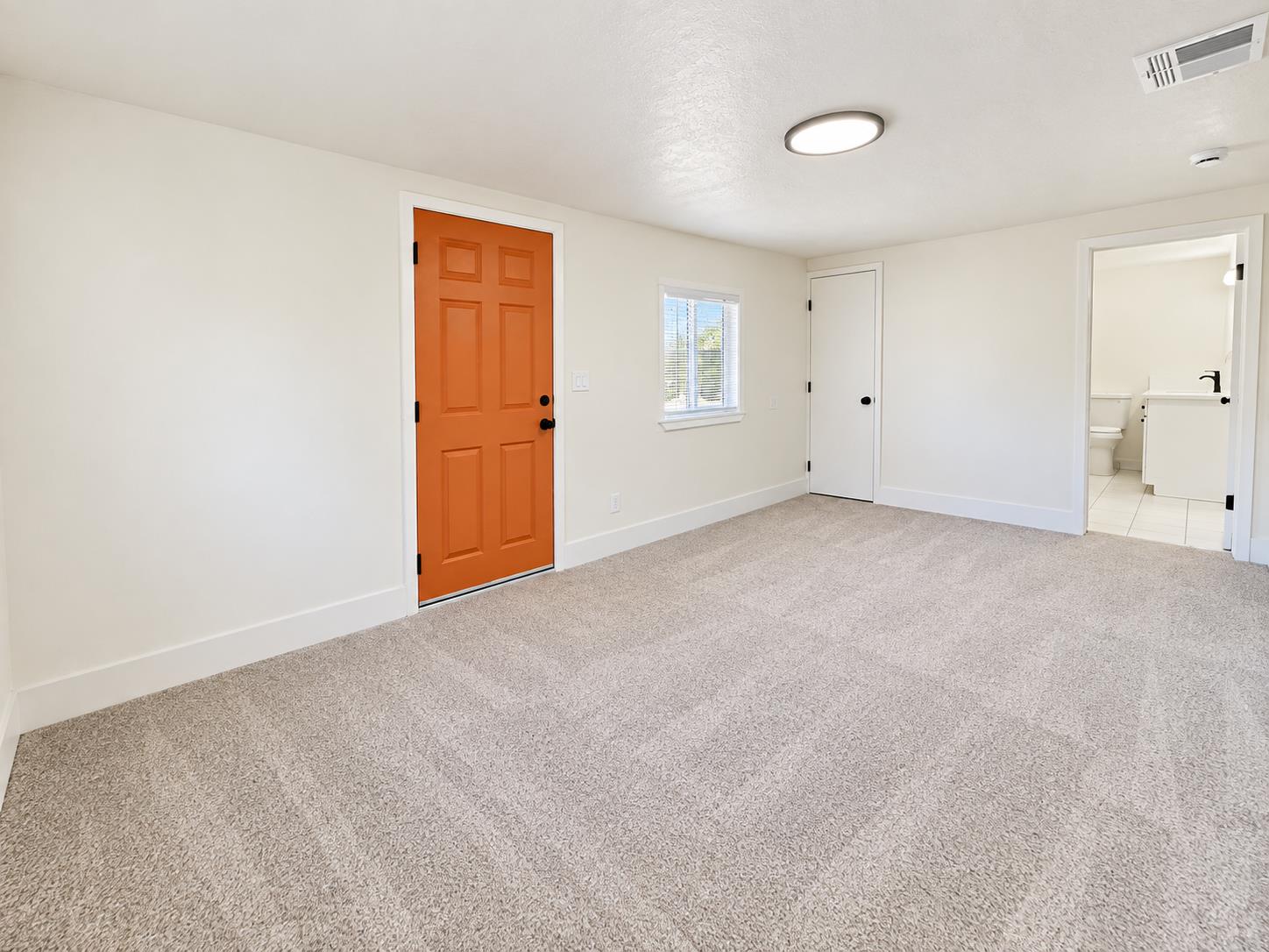 141 W Ashlan Ave, Fresno, CA 93705