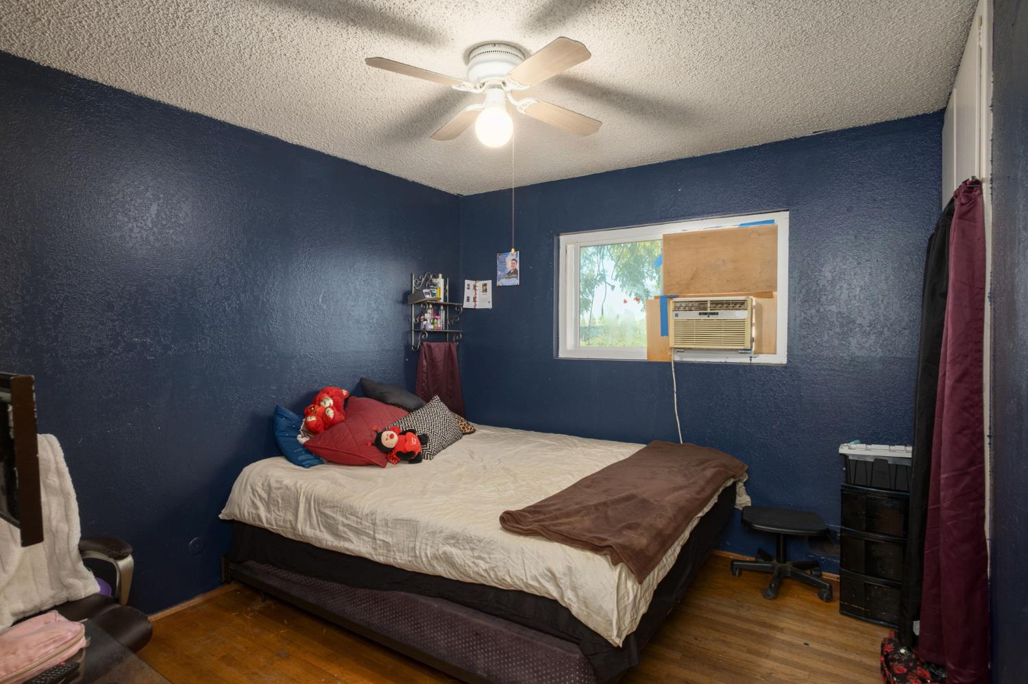 10166 S Highland Ave, Selma, CA 93662