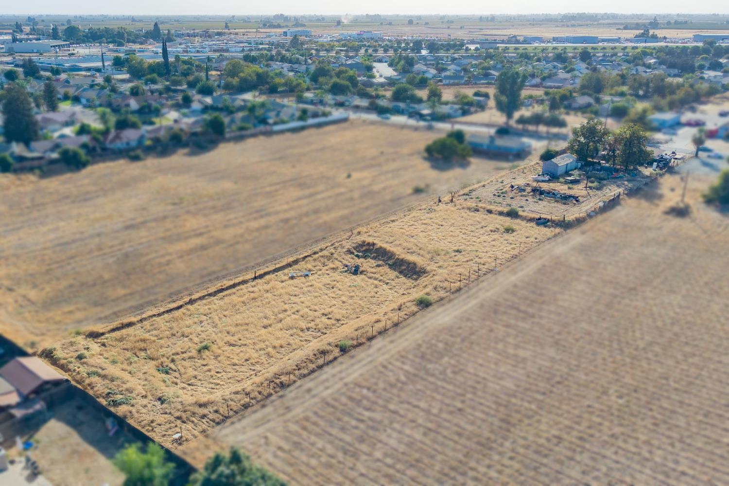 10166 S Highland Ave, Selma, CA 93662