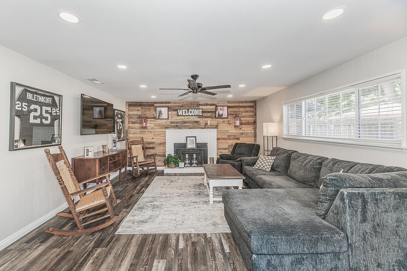 480 W Keats Ave, Fresno, CA 93704